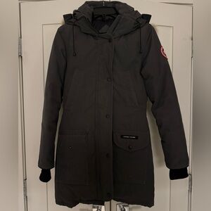 Authentic Canada Goose Gray Trillium Women’s Parka with Fur size X small